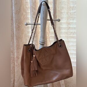 Tory Burch Thea Chain Slouch